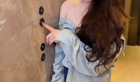 小姐姐智商全程不在线看,小姐姐的奇妙冒险
