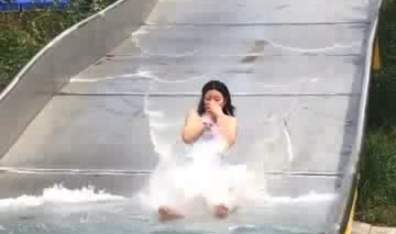 小姐姐漂流,一场浪漫的冒险之旅